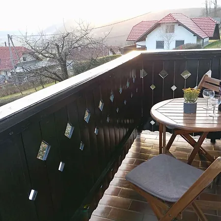 Nyaraló In 50799 Novo Mesto